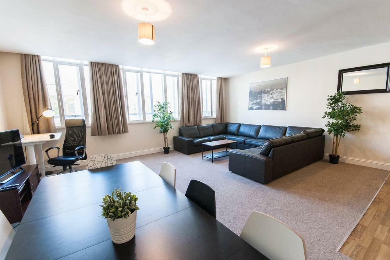 The Broadmead Forest - Spacious City Centre 3Bdr Apartment Bristol Bagian luar foto