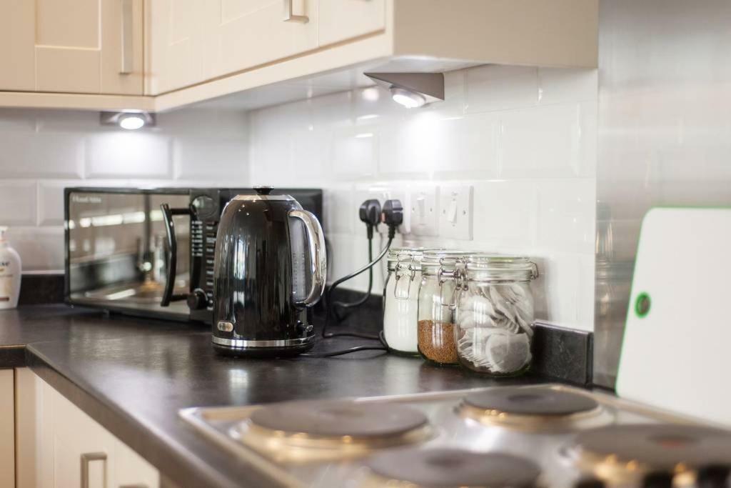The Broadmead Forest - Spacious City Centre 3Bdr Apartment Bristol Bagian luar foto